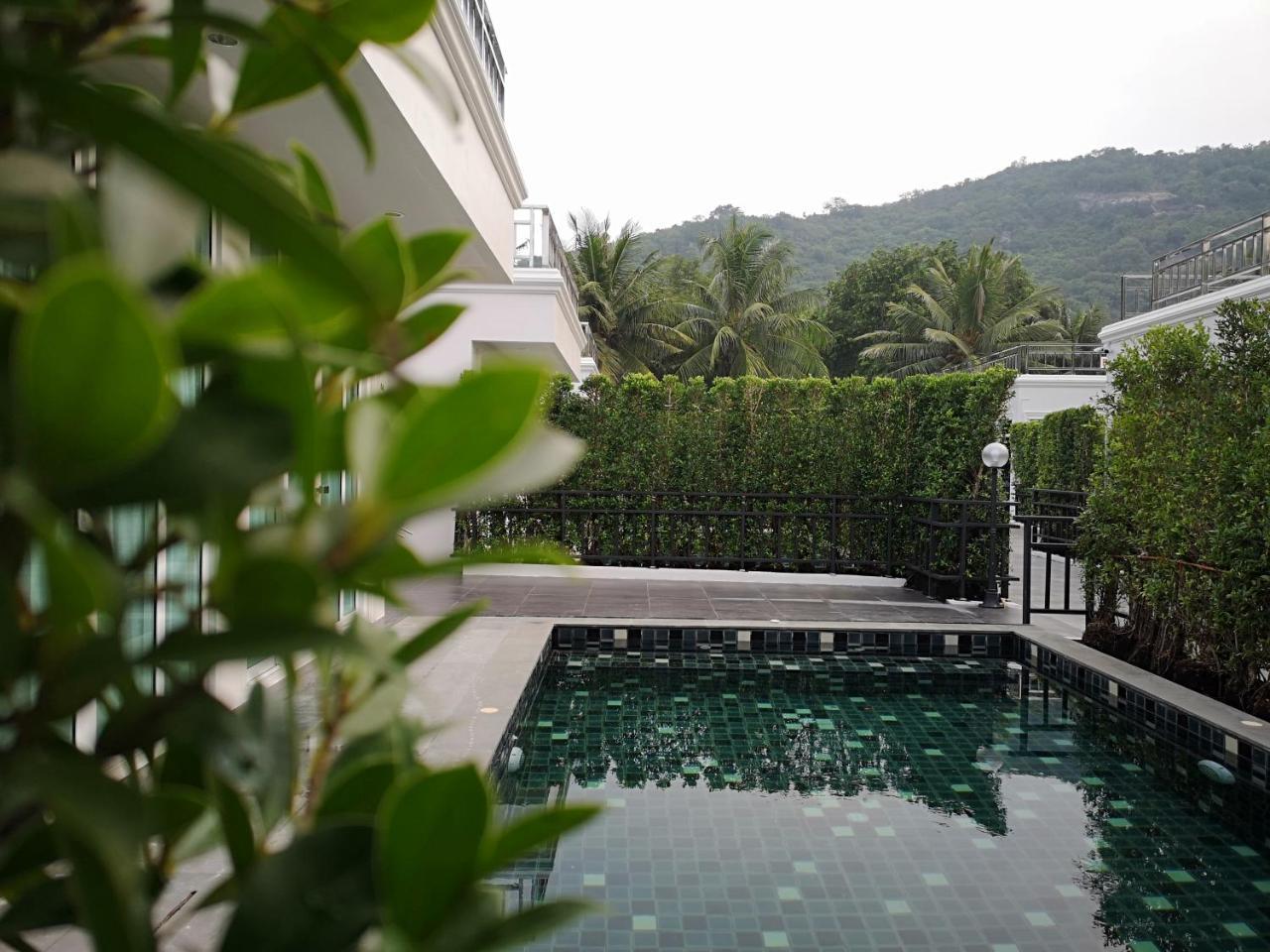 T Villas Hua Hin Кхао Тао Екстериор снимка