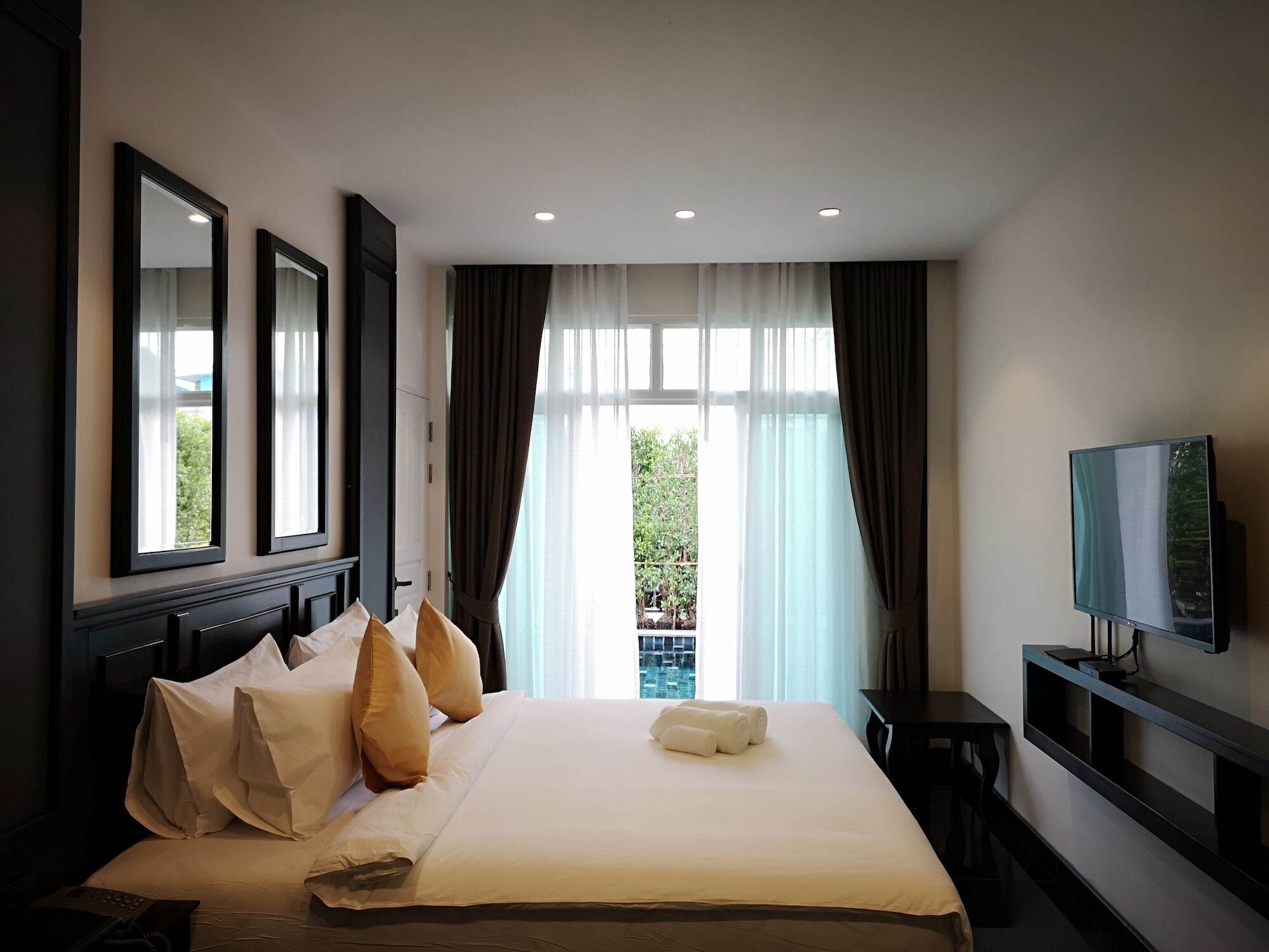 T Villas Hua Hin Кхао Тао Екстериор снимка